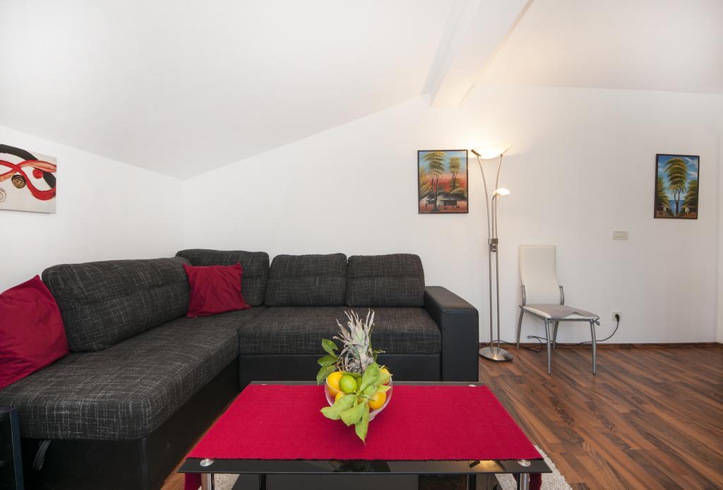 Guest House Loranum Sevid Δωμάτιο φωτογραφία
