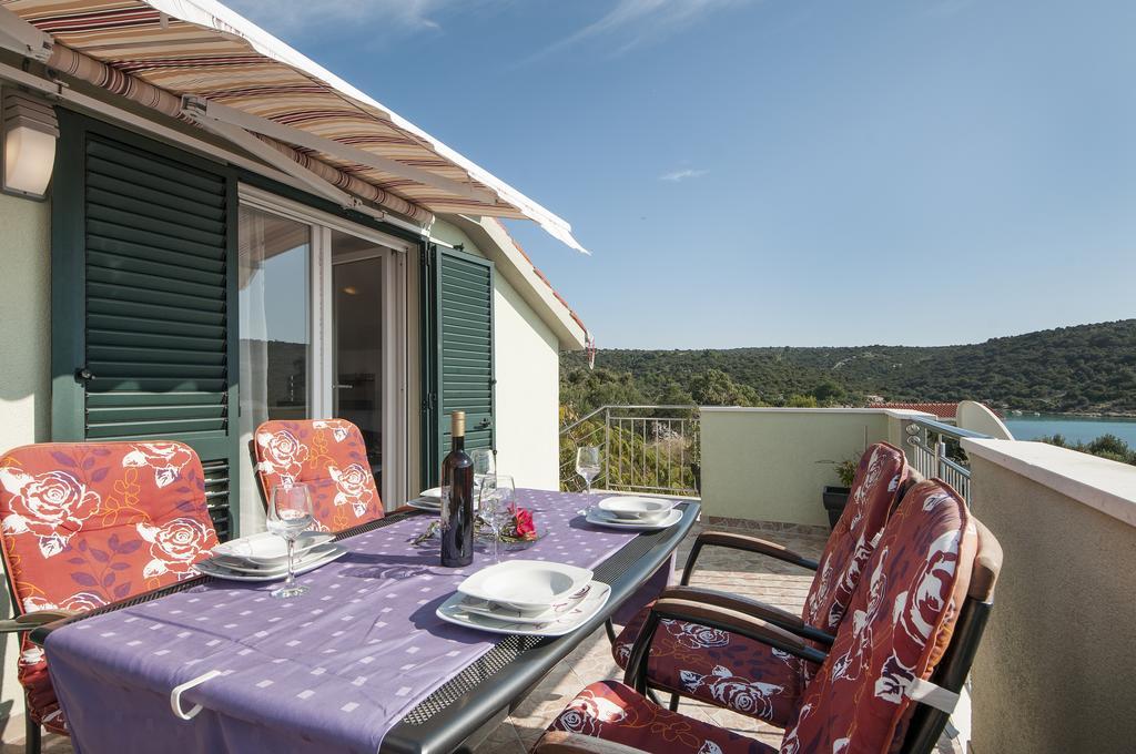 Guest House Loranum Sevid Δωμάτιο φωτογραφία