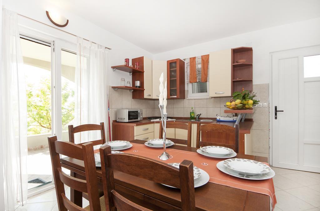 Guest House Loranum Sevid Δωμάτιο φωτογραφία